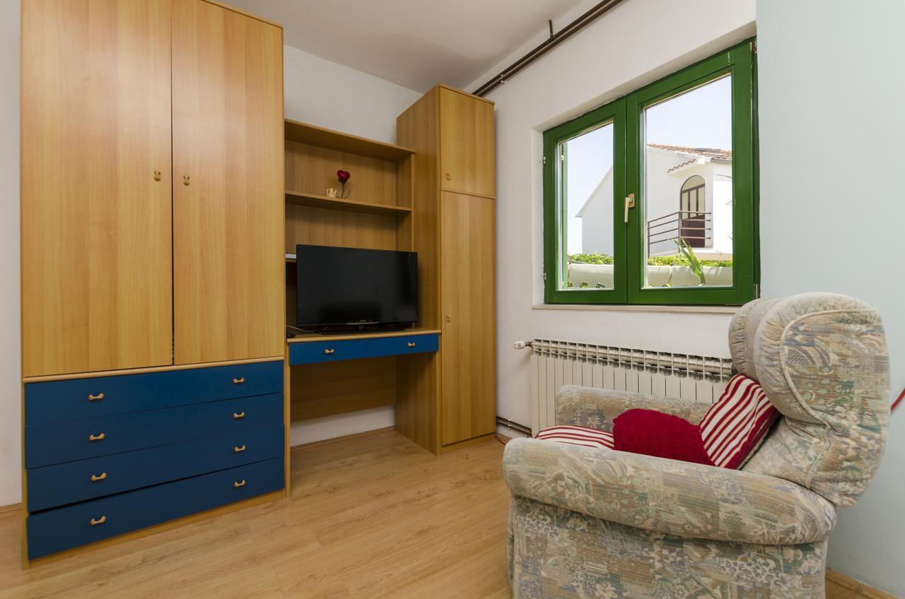 Apartments Luka Rogoznica  Eksteriør bilde
